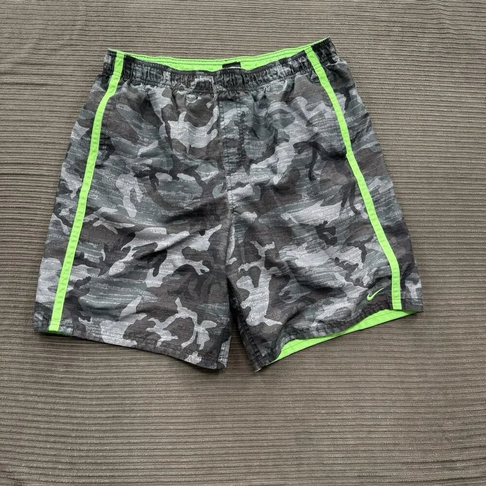 Nike Swim Shorts Men Large‎ Gray Camo Polyester Lined Beach Weekend Vacation.